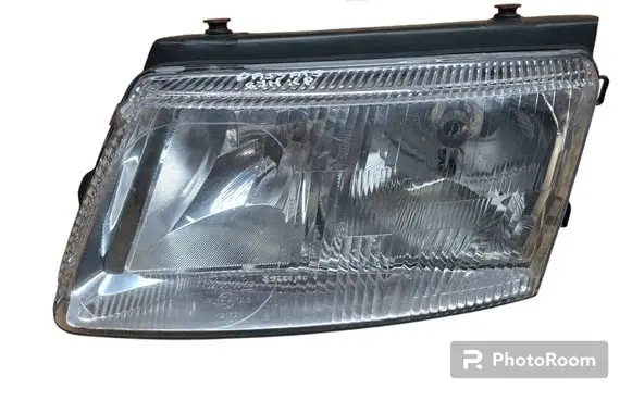 Volkswagen PASSAT B5 Headlight/headlamp 064411125