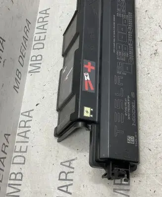 Tesla Model S Fuse box cover 103440600C