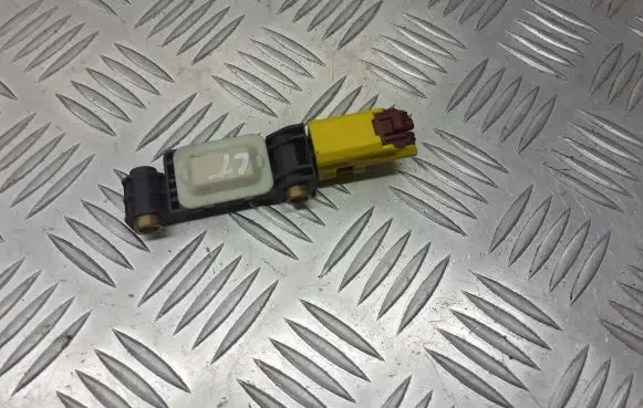 Audi A4 S4 B7 8E 8H Airbag deployment crash/impact sensor 8E0959643B