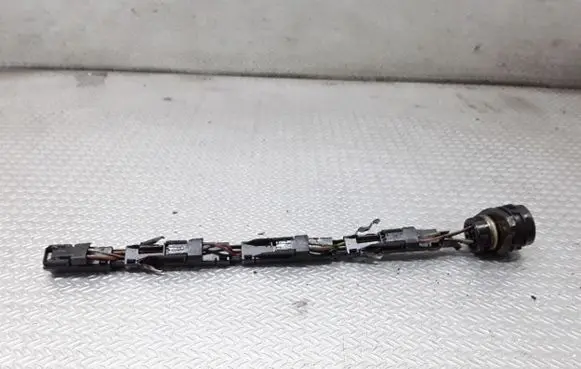 Audi A3 S3 8L Fuel injector wires 
