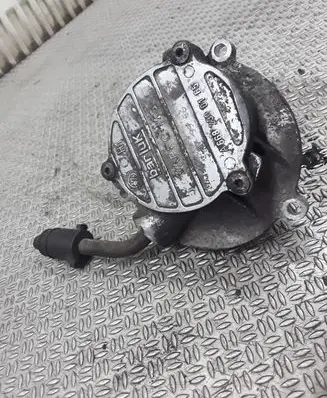 Mercedes-Benz A W168 Vacuum pump A6682300165