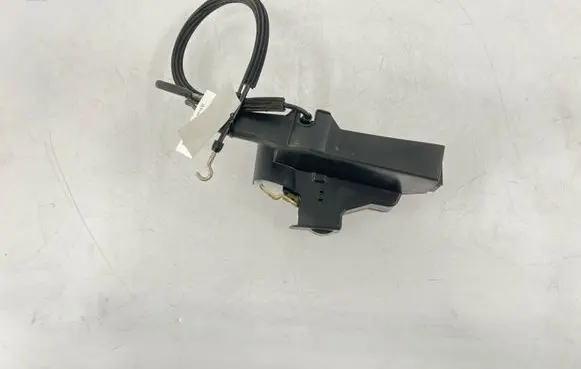 Mercedes-Benz ML W163 Front door lock A1637203235
