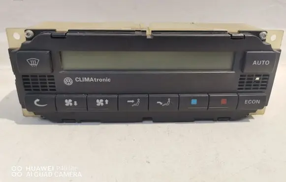 Volkswagen PASSAT B5 Climate control unit 5HB00761710 3B1904044B