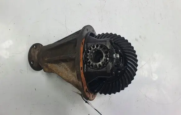 Toyota Land Cruiser (J200) Rear differential 9:43