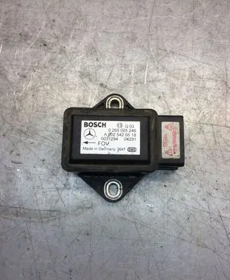 Mercedes-Benz E W211 ESP acceleration yaw rate sensor A0025426618 0265005246