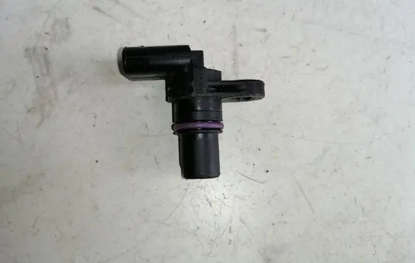 Volkswagen Golf VII Crankshaft position sensor 04C907601