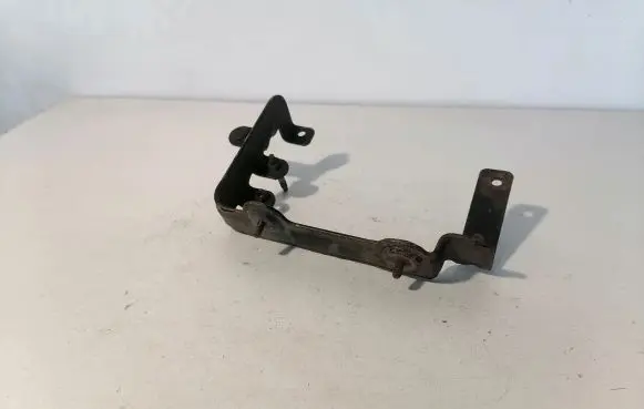 Volvo XC60 Distronic sensor bracket BQ9CC