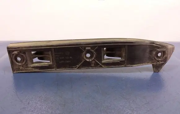Volkswagen Golf IV Front bodywork piece 1J0807184A