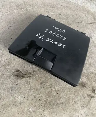 Hyundai Santa Fe Glove box 847452B000