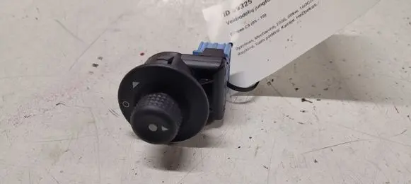 Citroen C3 Wing mirror switch
