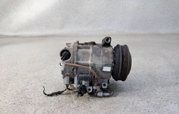 Mercedes-Benz A W176 Air conditioning (A/C) compressor (pump) 447280710035 4472807100