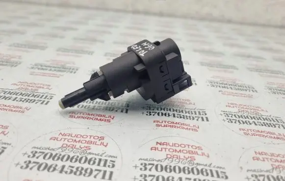 Seat Toledo III (5P) Brake pedal sensor switch 09110561709 0911056