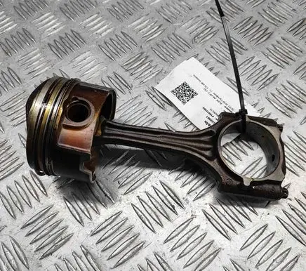 Volkswagen Golf V Piston 059107065CK 059198401F