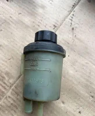 Volvo XC60 Power steering fluid tank/reservoir 31302576