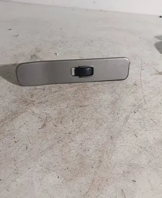 Mitsubishi Pajero Electric window control switch MN179944 22Y5D2