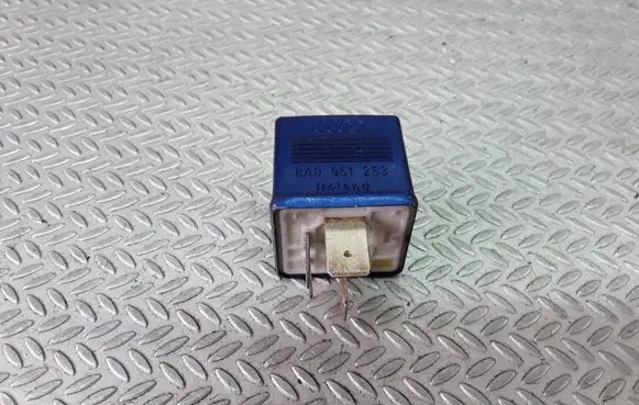 Glow plug pre-heat relay