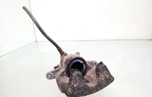 Mercedes-Benz E W212 Front brake caliper
