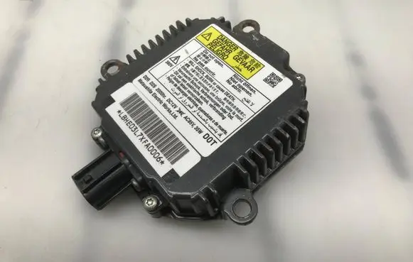 Honda CR-V Headlight ballast module Xenon D2RD252000HY LBHE03L7KFA0006