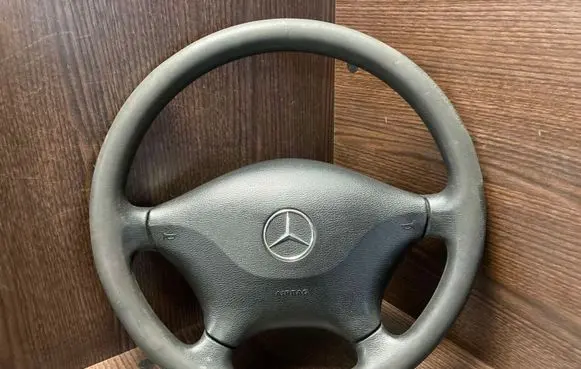 Mercedes-Benz Sprinter W906 Steering wheel 9064640201 9068601202 306351199162