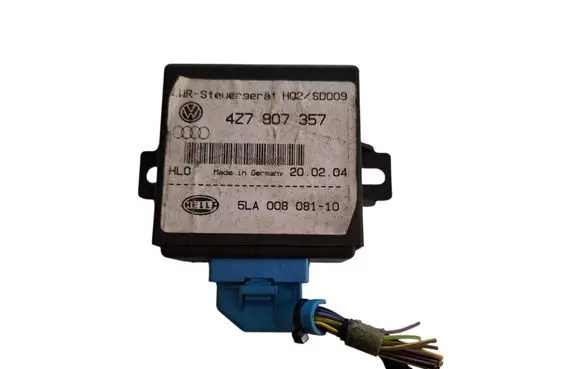 Volkswagen PASSAT B5.5 Light module LCM 4Z7907357