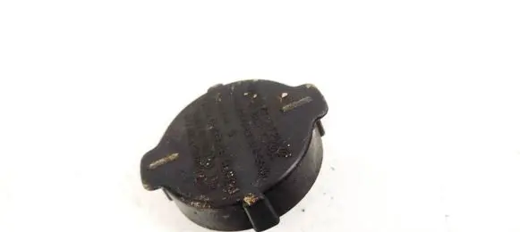 Nissan X-Trail T30 Coolant expansion tank/reservoir cap 