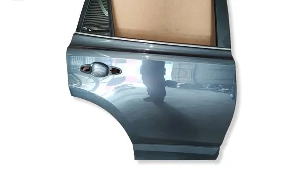 Toyota RAV 4 (XA40) Rear door 