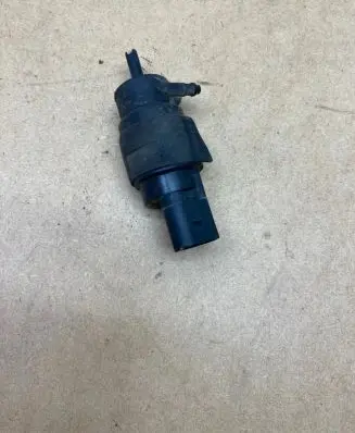 Audi A4 S4 B8 8K Windscreen/windshield washer pump 8K5955647
