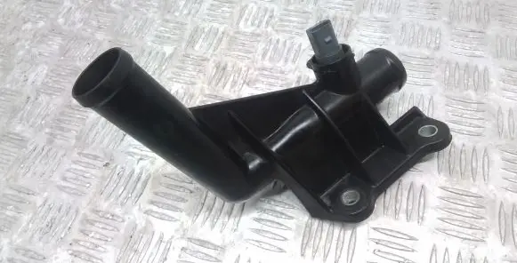 Volkswagen Crafter Engine coolant pipe/hose 076121085A