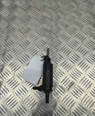 BMW X5 F15 Windscreen/windshield washer pump 7340773