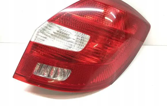 Skoda Fabia Mk2 (5J) Rear/tail lights