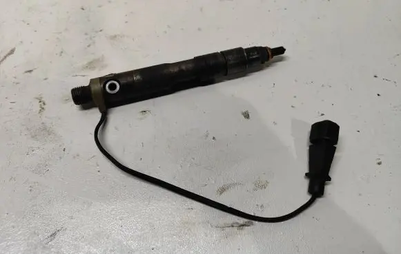 Volvo S80 Fuel injector 074130202B