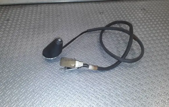 Toyota Corolla Verso AR10 Radio antenna 