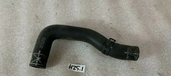 Audi A6 S6 C6 4F Engine coolant pipe/hose 03G121157A