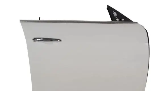 Maserati Ghibli Front door