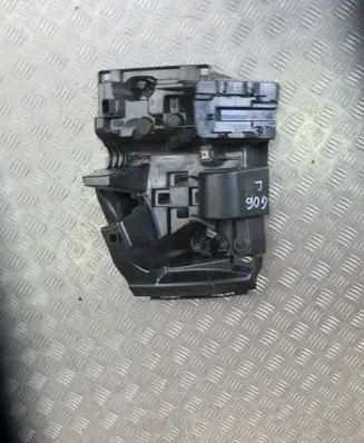 BMW X6 G06 Front bumper mounting bracket 8069961OEMOE