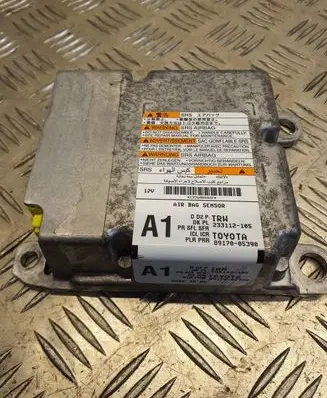Toyota Avensis T270 Airbag control unit/module 8917005390 233112105