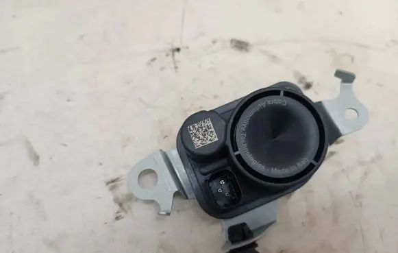 Lexus RX 450H Alarm system siren 8904048070