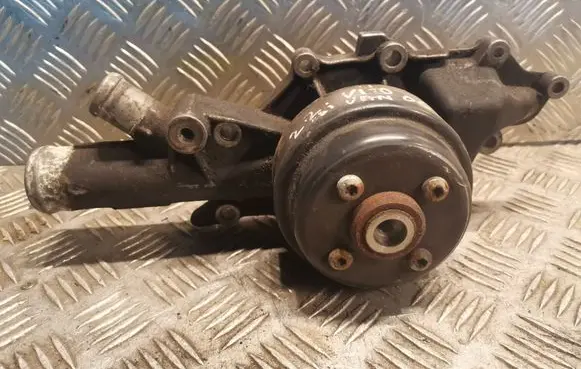 Mercedes-Benz Vito Viano W639 Water pump