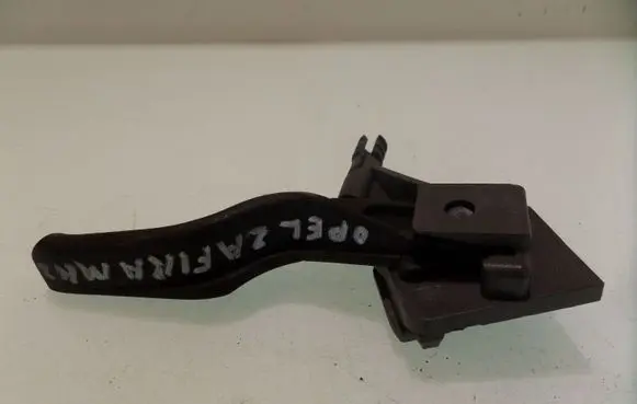 Opel Zafira B Engine bonnet (hood) release handle 218186591
