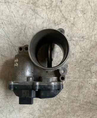 Volkswagen Crafter Throttle valve 04L128063K