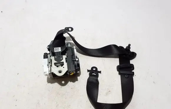 BMW 5 G30 G31 G38 Front seatbelt 7430122