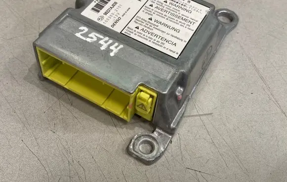 Subaru Legacy Airbag control unit/module 98221AJ030 1503002151