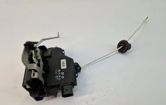 Audi A4 S4 B6 8E 8H Front door lock 8e1837016c