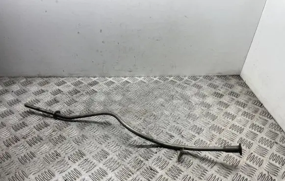 Mercedes-Benz C W204 Oil level dip stick 64235