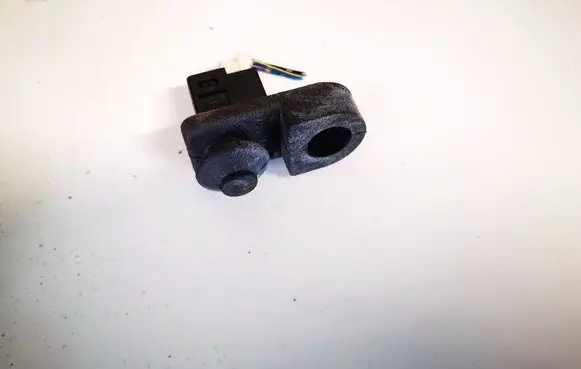 Subaru Outback Front door sensor 