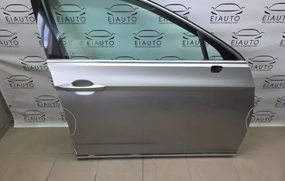 Volkswagen PASSAT B8 Front door 3G0831312F