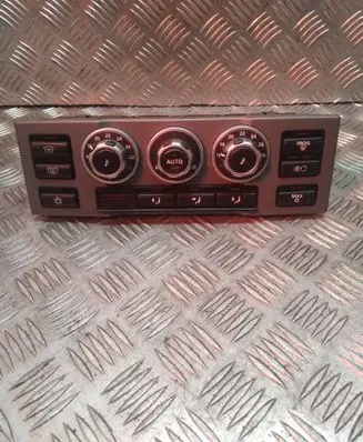 Land Rover Range Rover L322 Climate control unit 0189903890