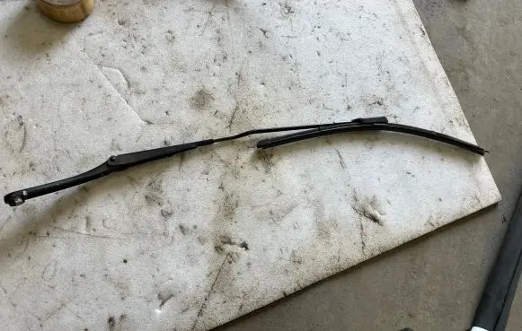 Audi A5 8T 8F Windshield/front glass wiper blade 8T1955408