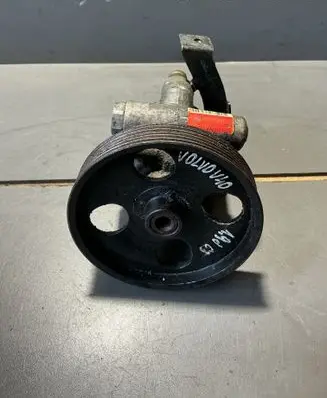 Volvo S40, V40 Power steering pump 26083376RV