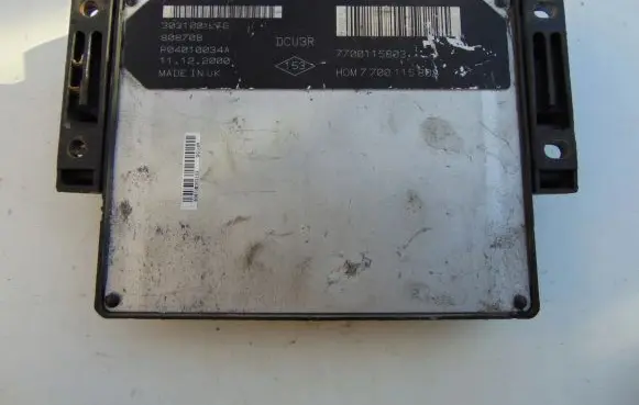 Renault Kangoo I Engine control unit/module 7700115802